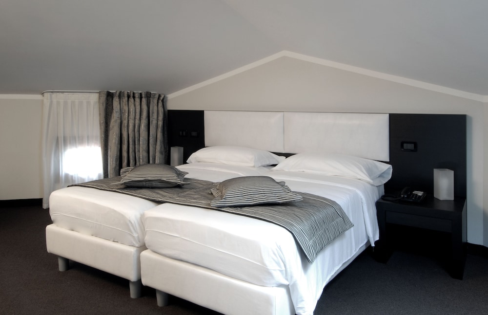 Hotel Villa Pannonia 9/50
