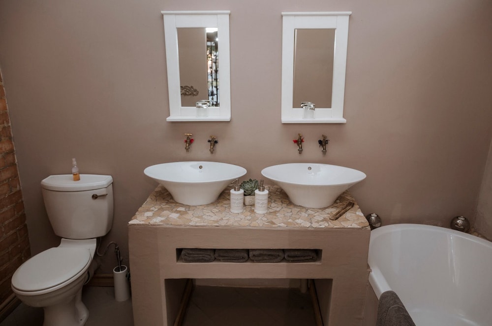 Klip en Kristal Guest House 48/50