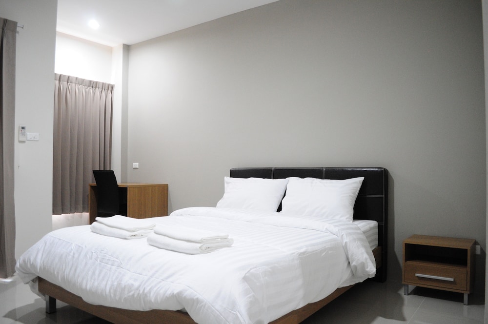Standard, Double Bed