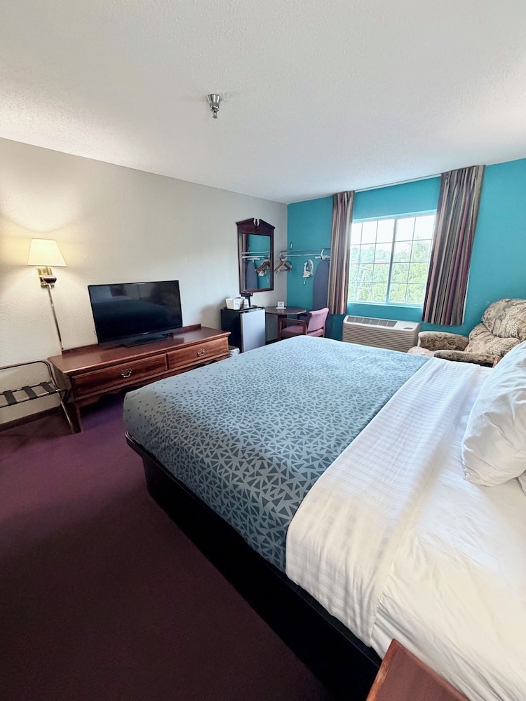 Scenic Hills Inn 28/55