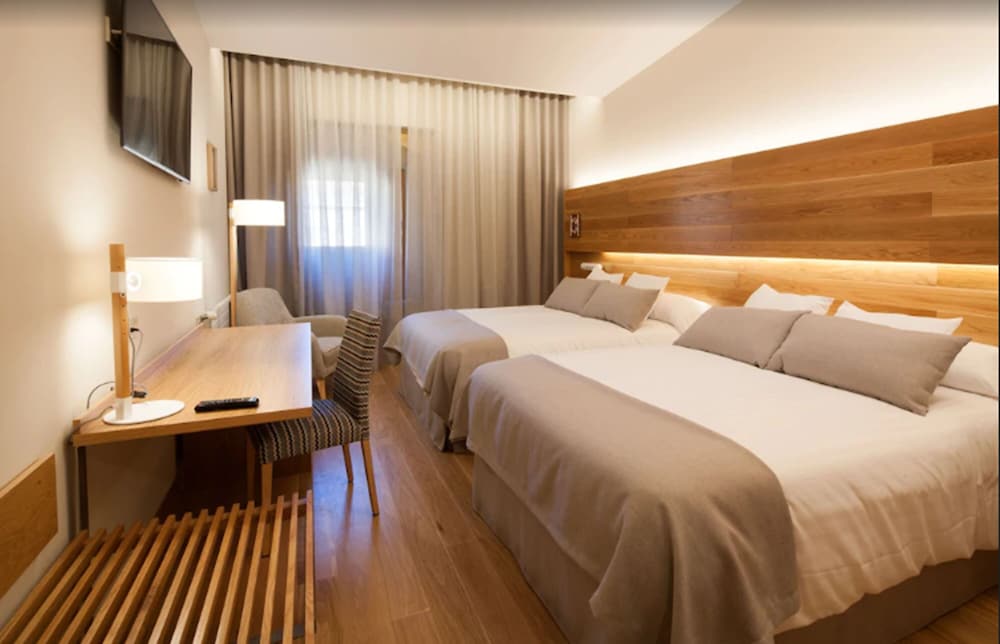 Real Colegiata San Isidoro Hotel 8/72