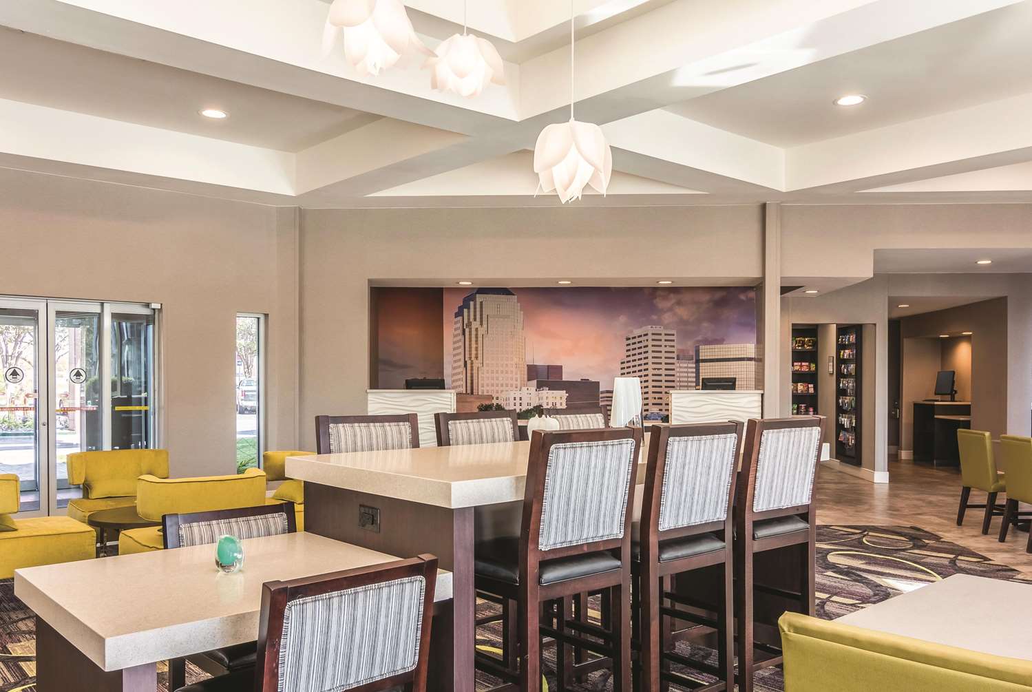 La Quinta Inn & Suites by Wyndham Shreveport Airport 17/33