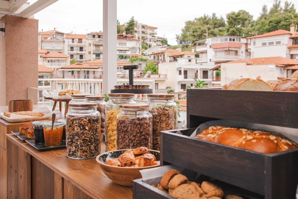 Thetis Boutique Luxury Apartments 25/50