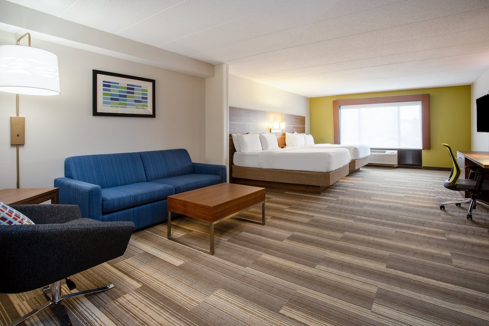 Holiday Inn Express Hotel And Suites Fort Wayne 39/57