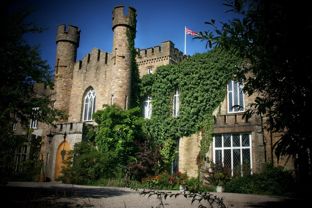 Augill Castle Hotel 2/47