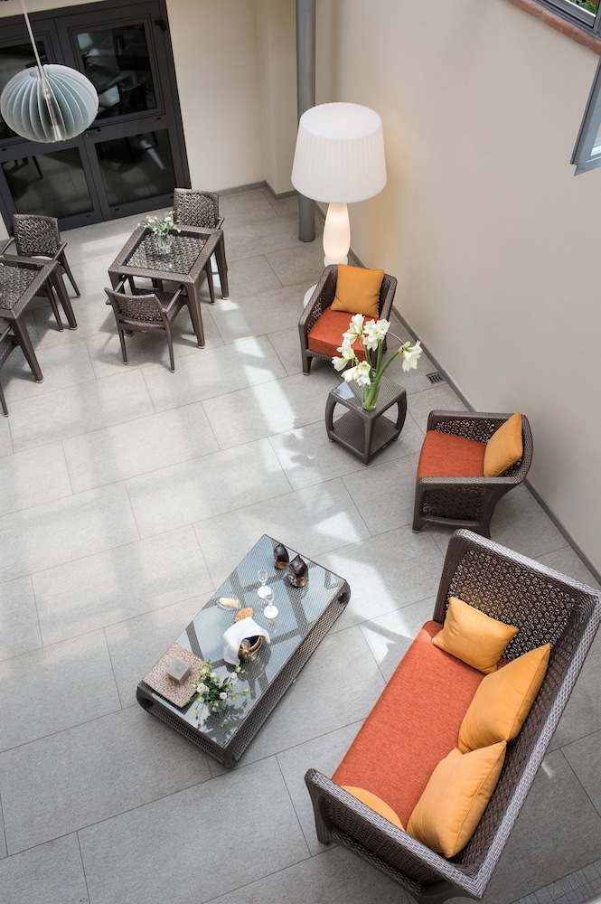 Hotel La Villetta 51/65