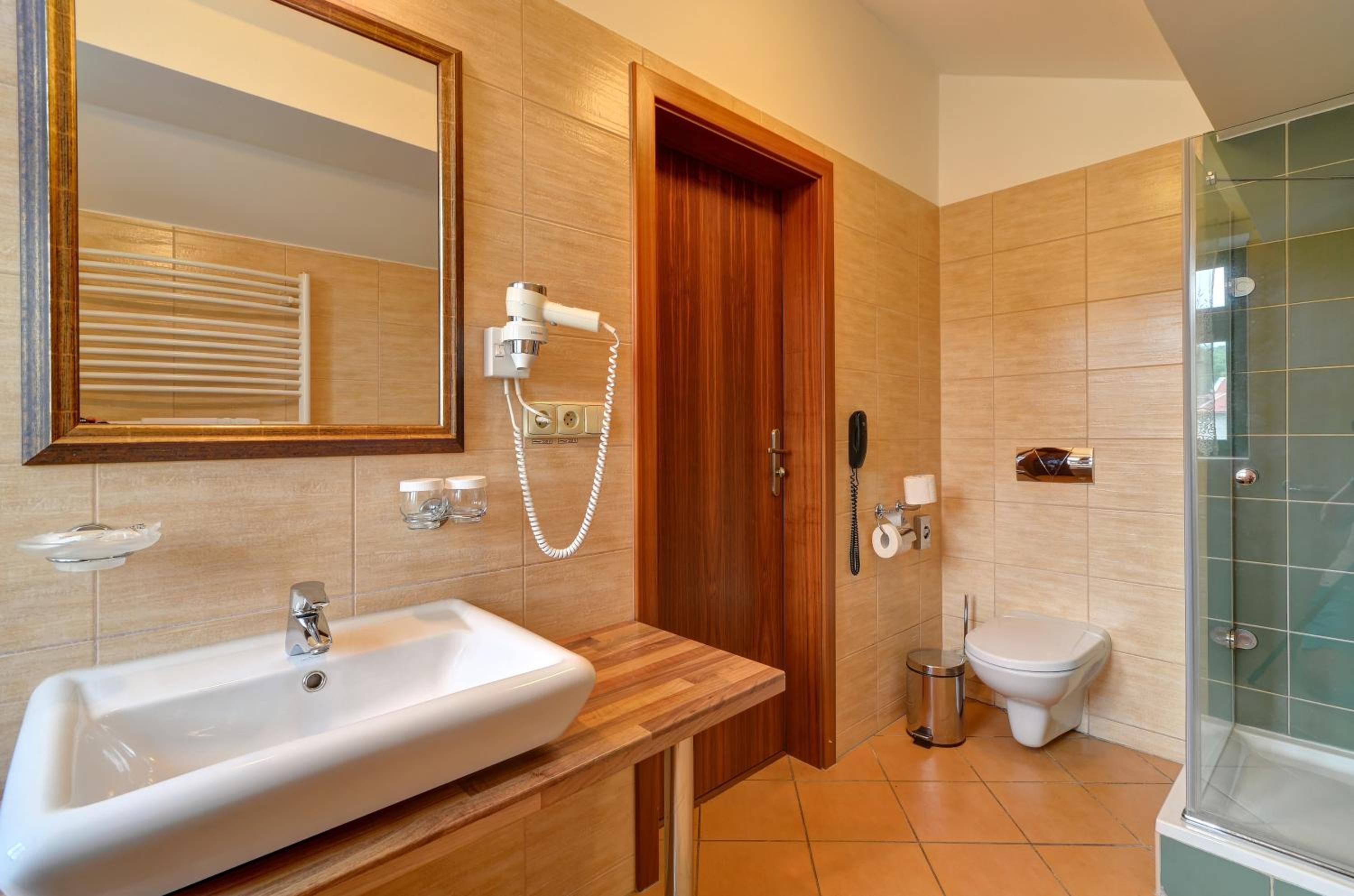 U Pramenu Hotel 48/50