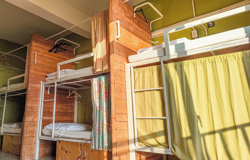Lane62 Hostel 39/41