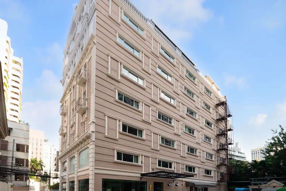 Kingston Suites Bangkok Sukhumvit 15 by Kingston Hotels 7/55