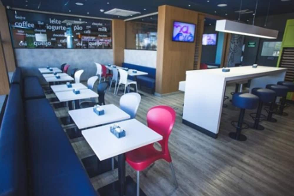 Ibis Budget Araraquara 48/67