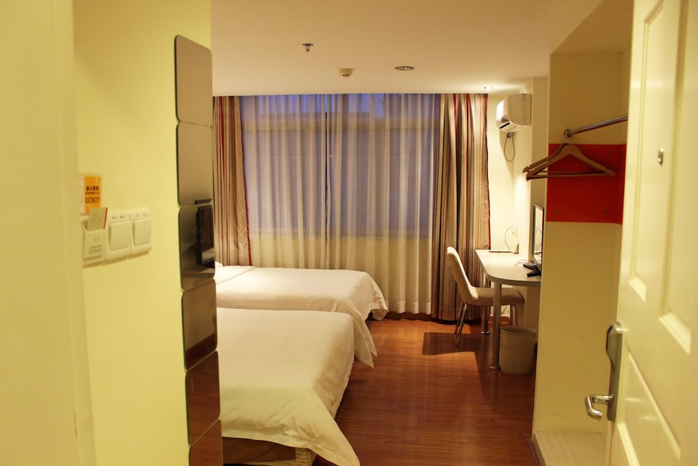 Green Oasis Hotel 27/45