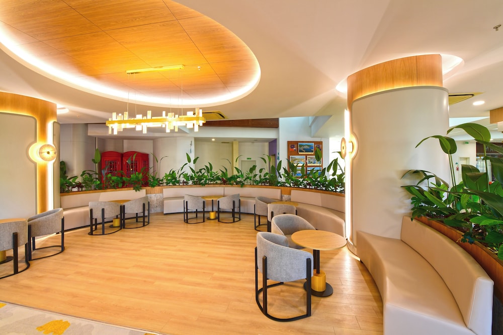 Sunis Evren Beach Resort Hotel and Spa 41/66