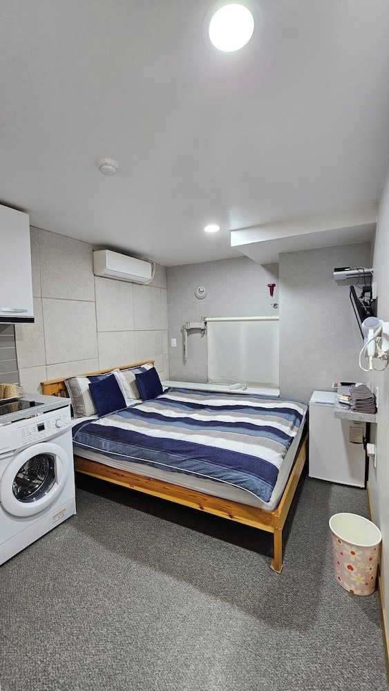 Stella Hostel 23/59