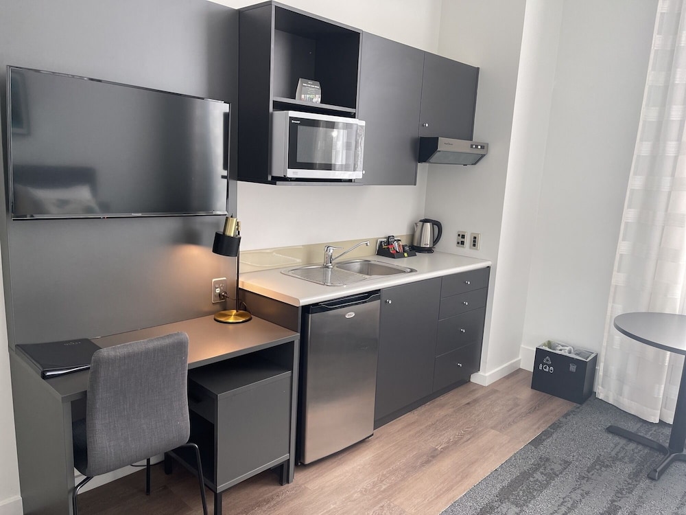 Quest Invercargill Serviced Apartments 64/65