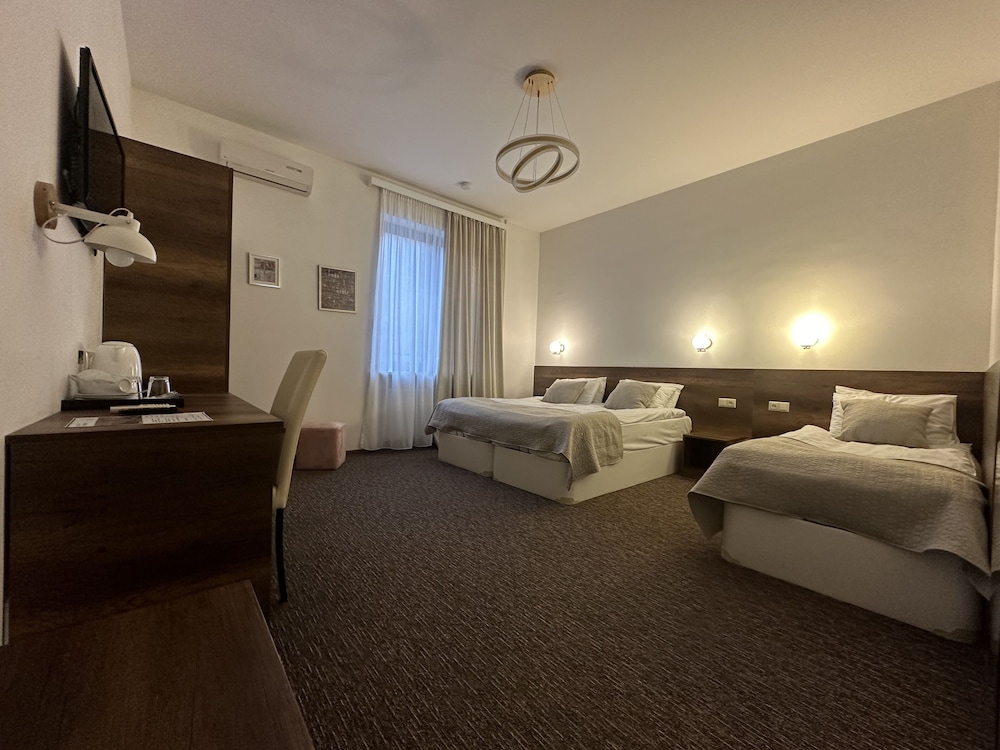 Alliance Hotel 26/74