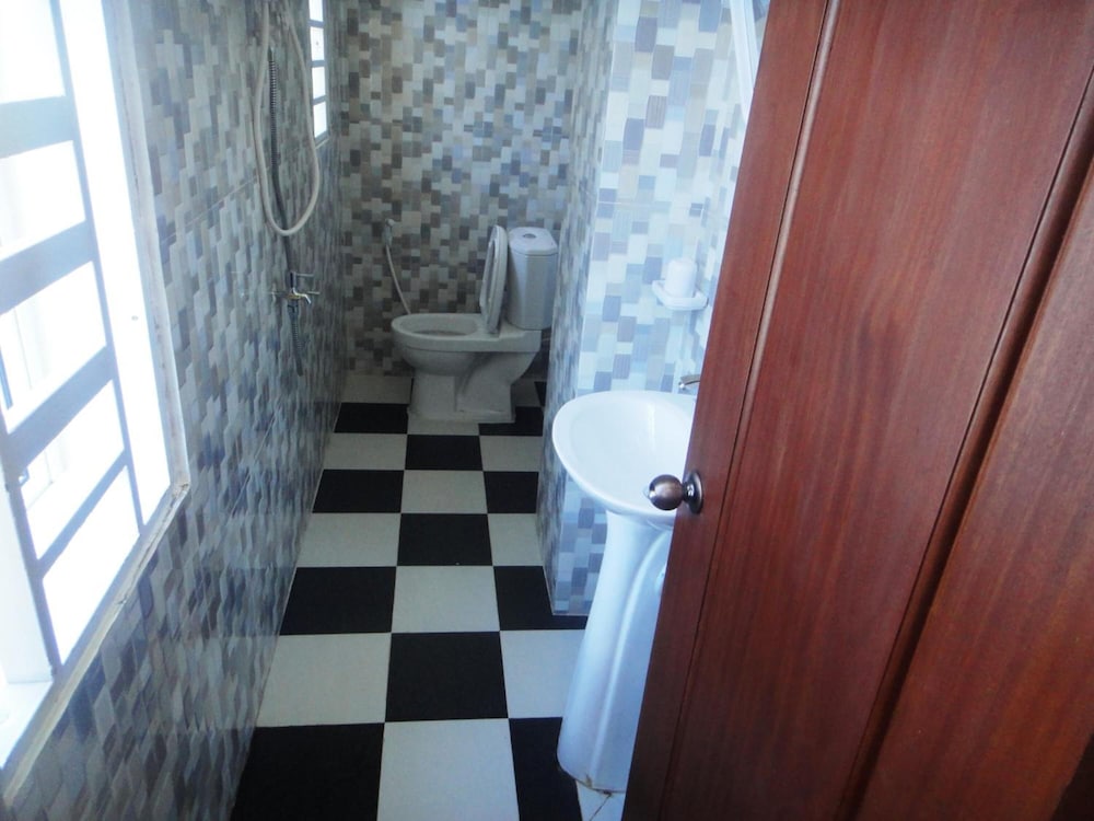 Marany Guesthouse 49/49
