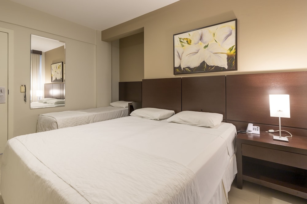 HOTEL PLAZA NORTH 13/44