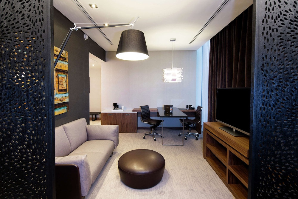 Hilton Mexico City Santa Fe 46/79