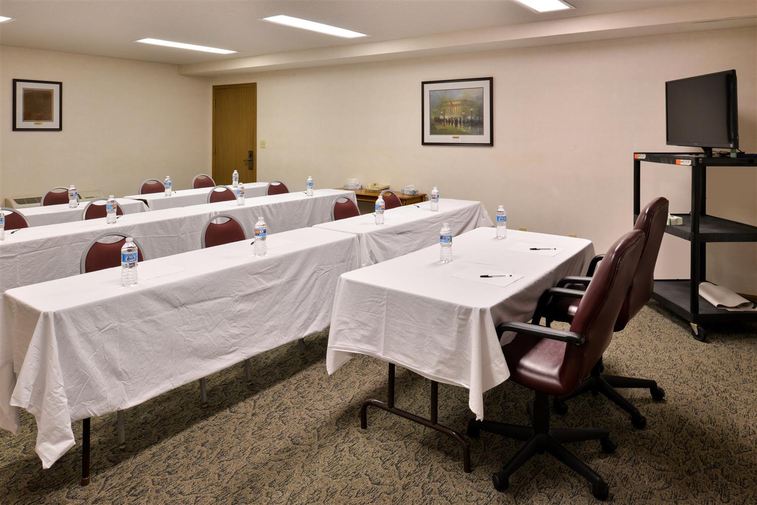 Residential Suites Warrensburg by Hotel O US 50 22/27
