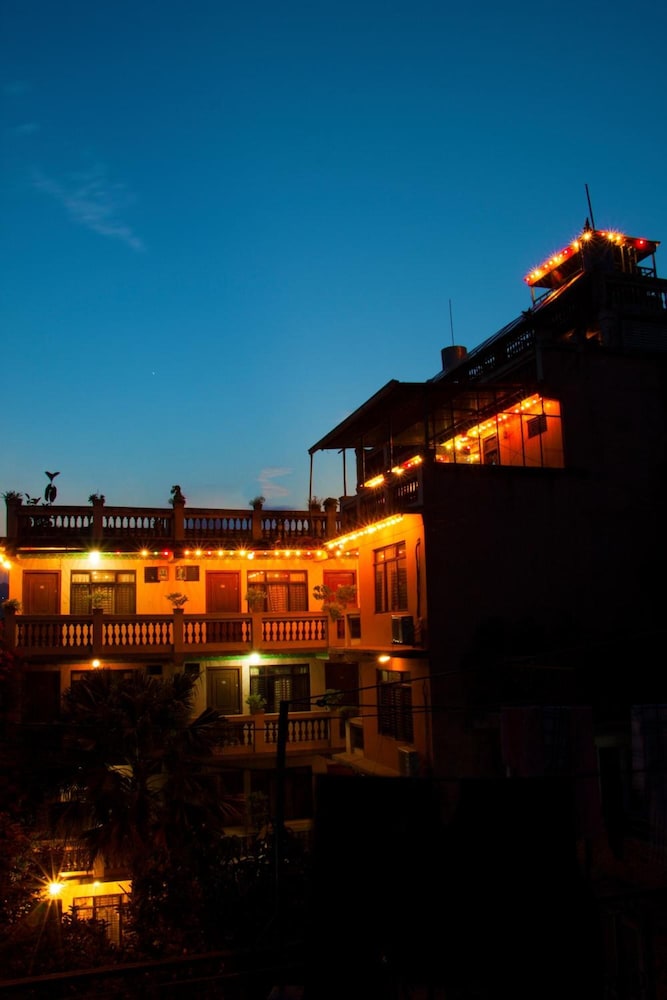 Hotel Metropolitan Kantipur 8/62