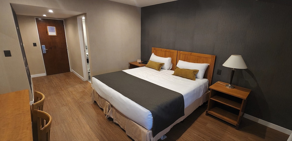 Canal Beagle Hotel 15/66