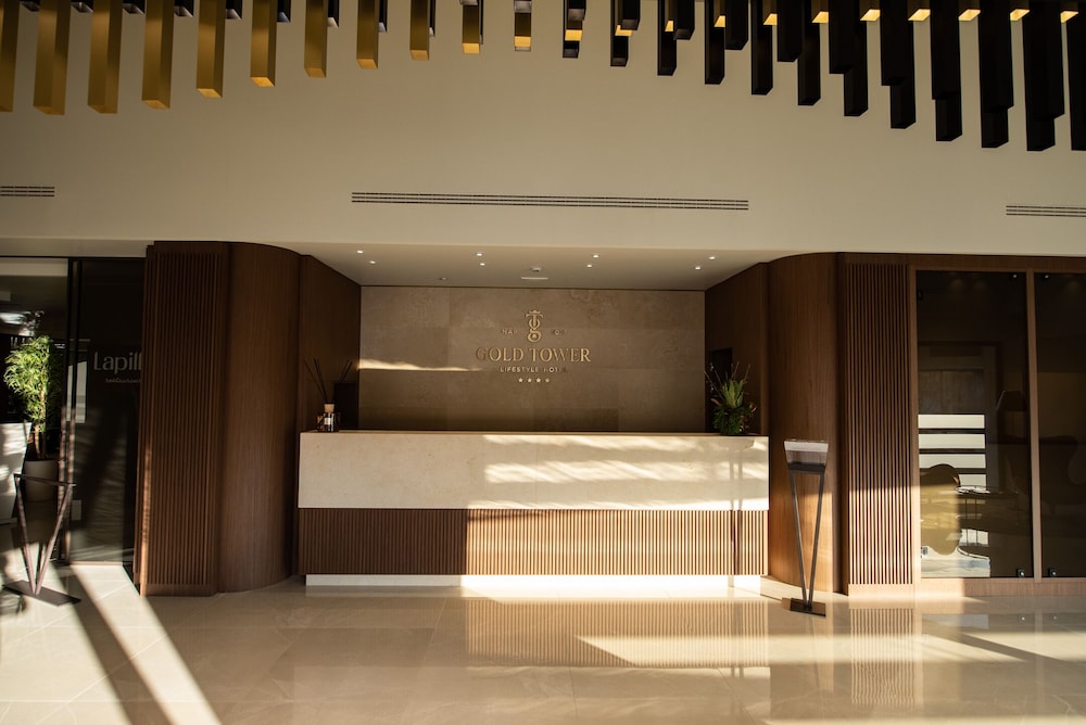 Gold Tower Lifestyle Hotel 8/60