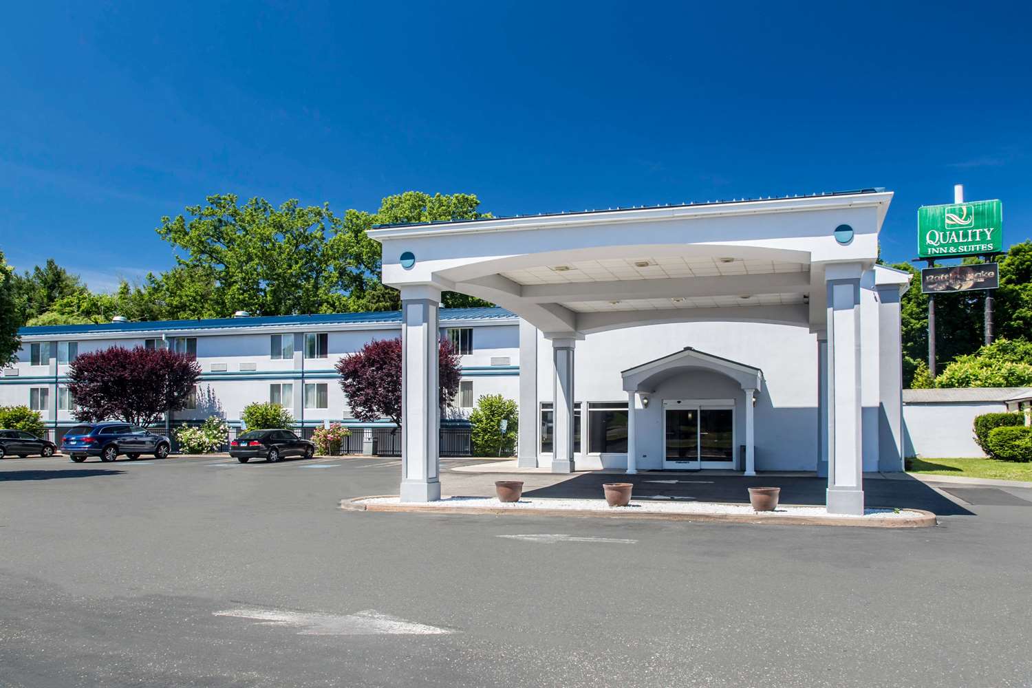 Quality Inn and Suites Danbury Near University 5/44