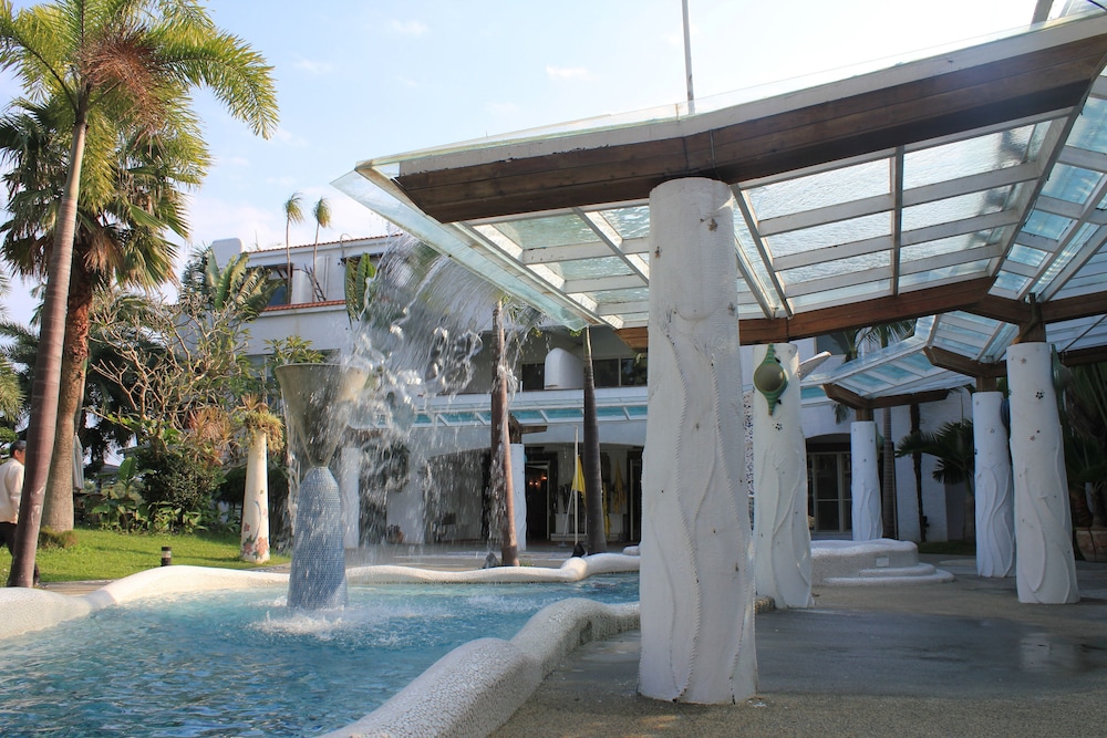 Shangrila Boutique Hotel 40/47