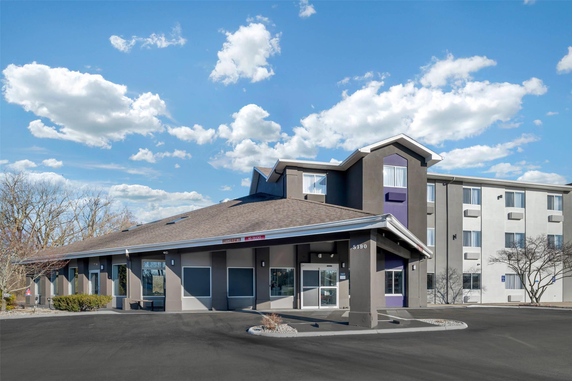 Sleep Inn & Suites - Oxford - University Area 40/44
