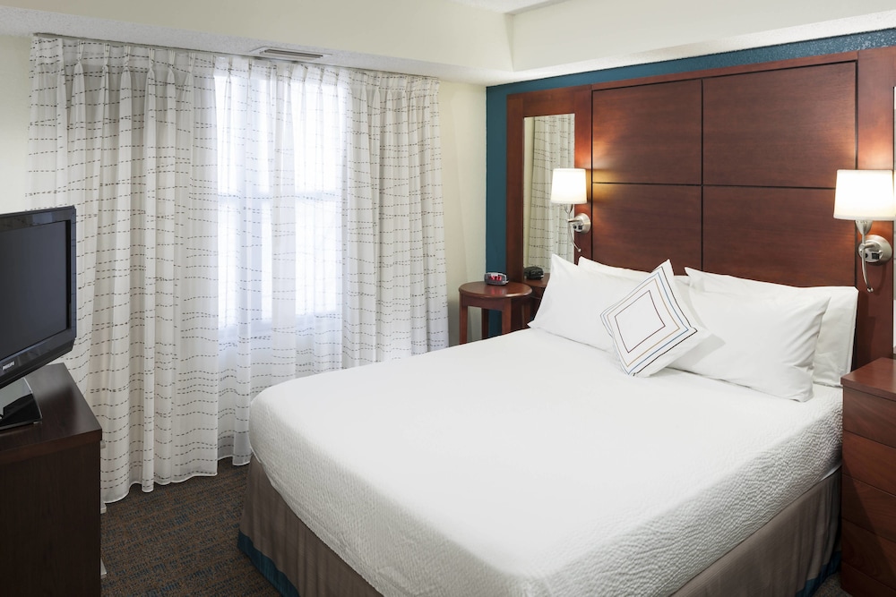 Residence Inn by Marriott Kansas City Overland Park 11/50