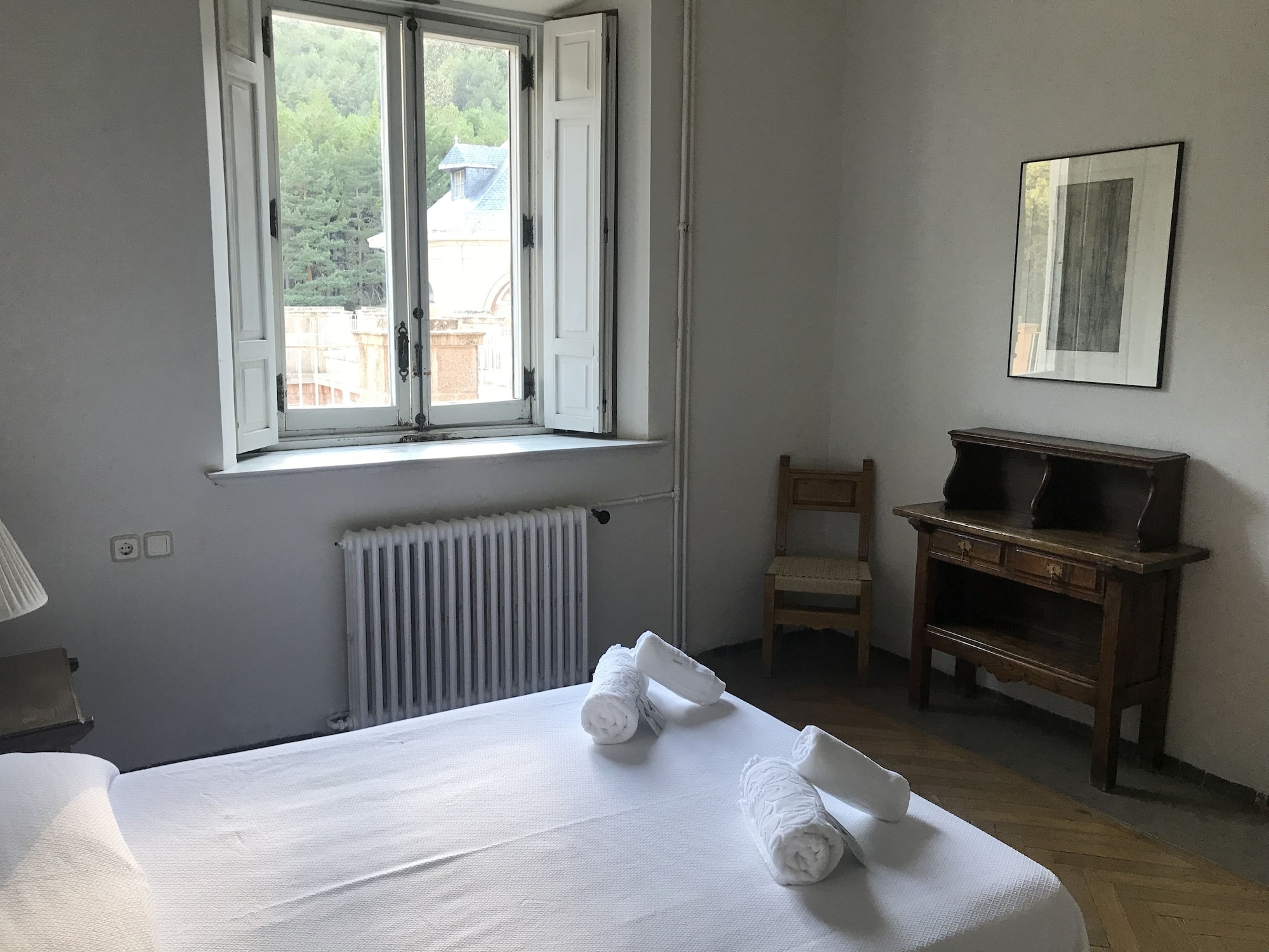 SUPERIOR, DOUBLE BED