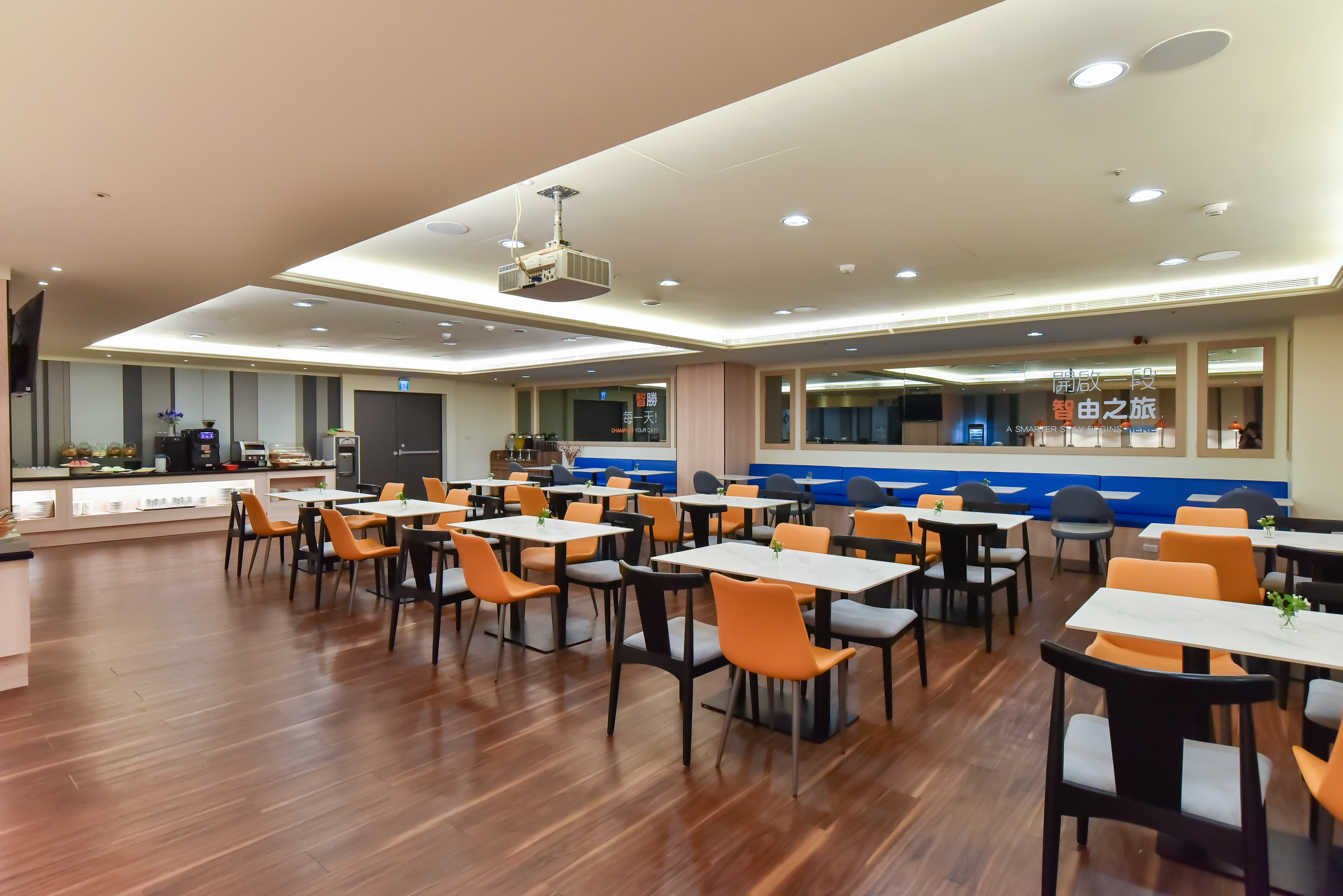 Holiday Inn Express Taipei Train Station 32/42