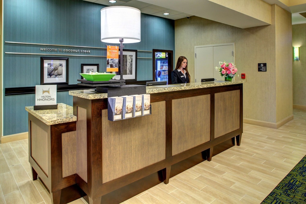 Hampton Inn & Suites Coconut Creek 11/49