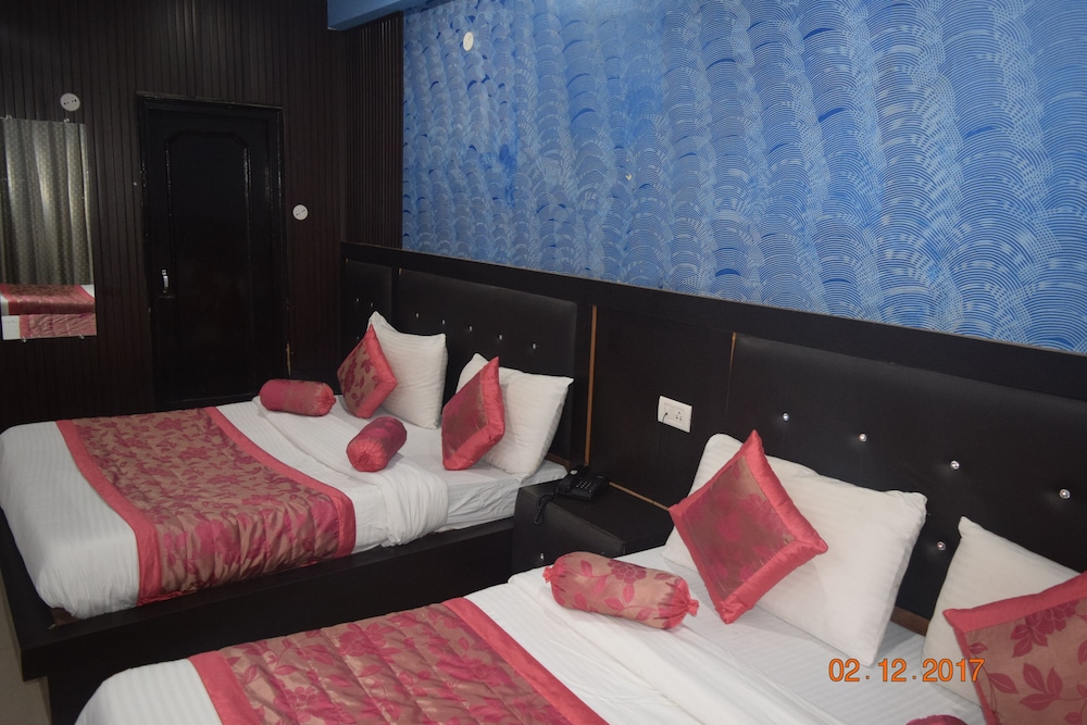 Trishul Hotel 11/27