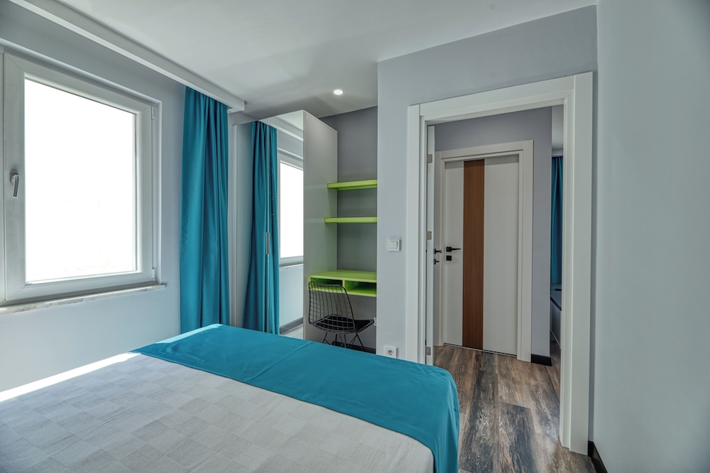 Gris & Verde Suite Hotel 12/50