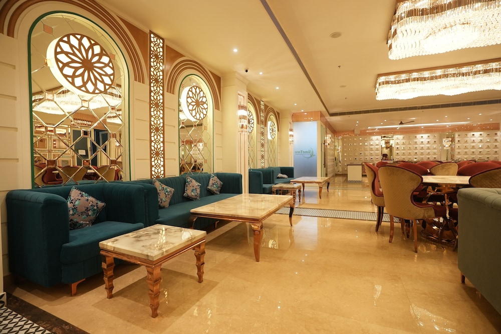 Lime Tree Hotels & Banquet Greater Noida 27/50