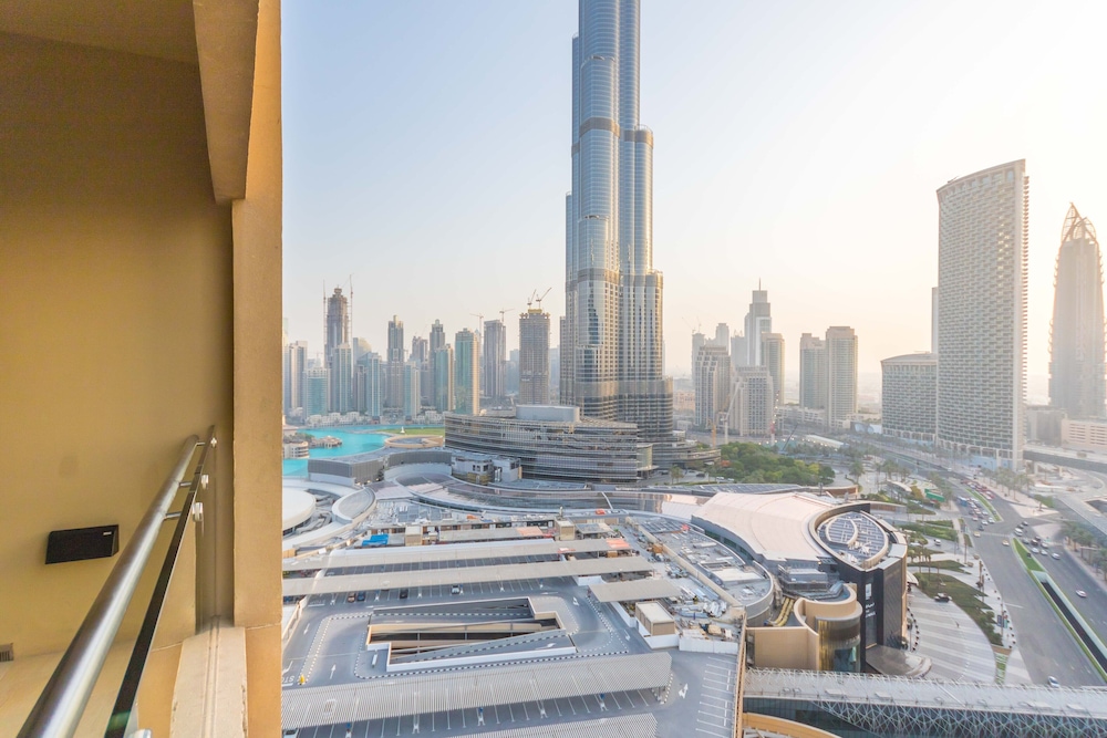 Westminster Dubai Mall 20/50