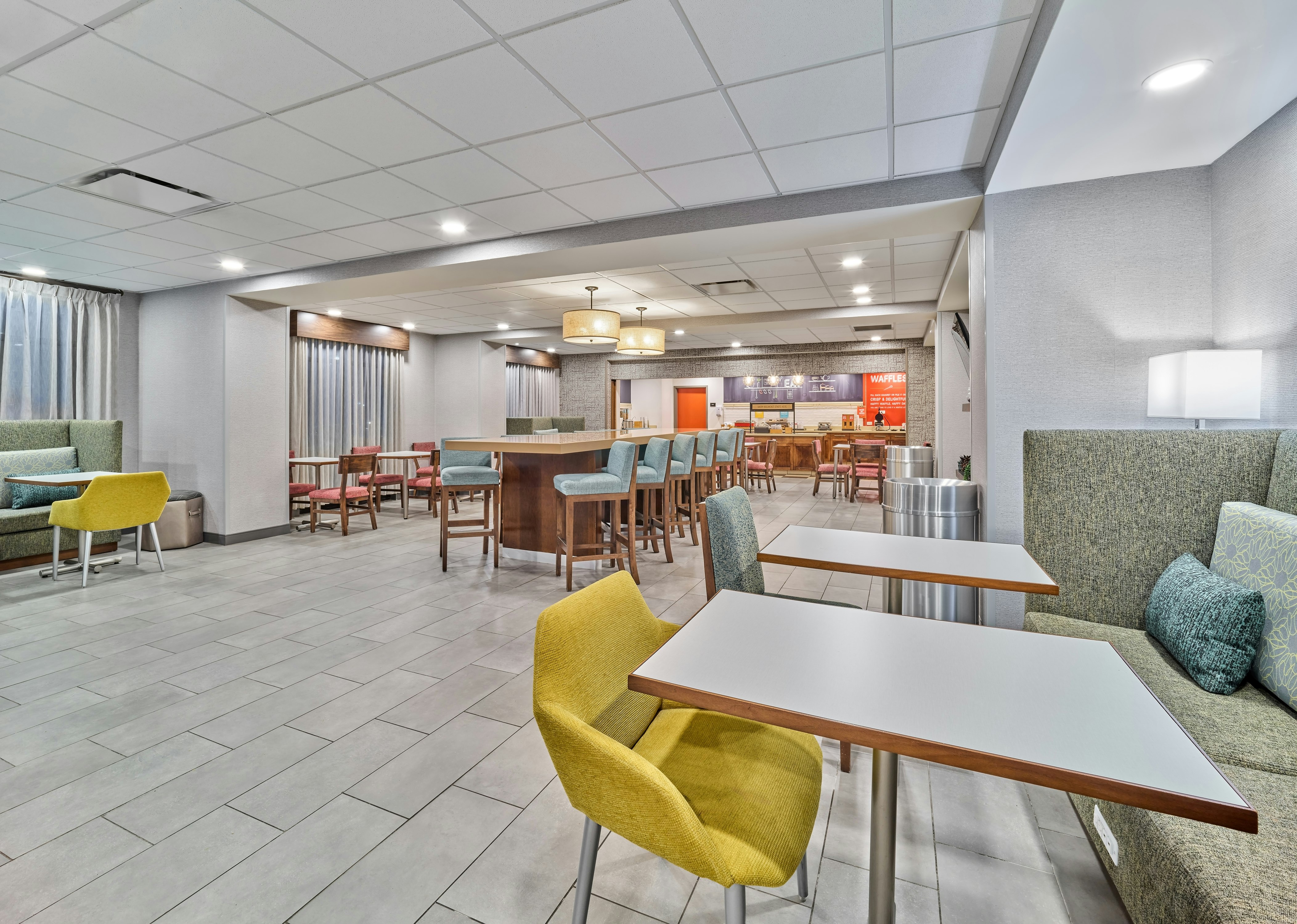 HAMPTON INN OMAHA MIDTOWN-AKSARBEN AREA 33/50