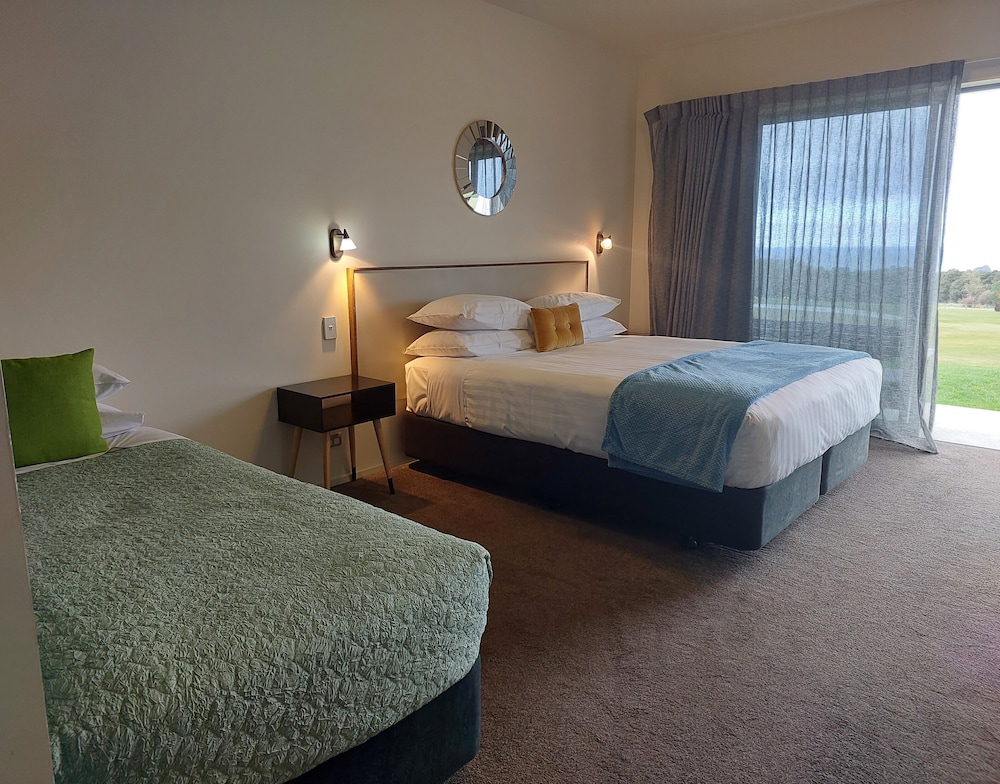 Koura Bay Resort 6/50