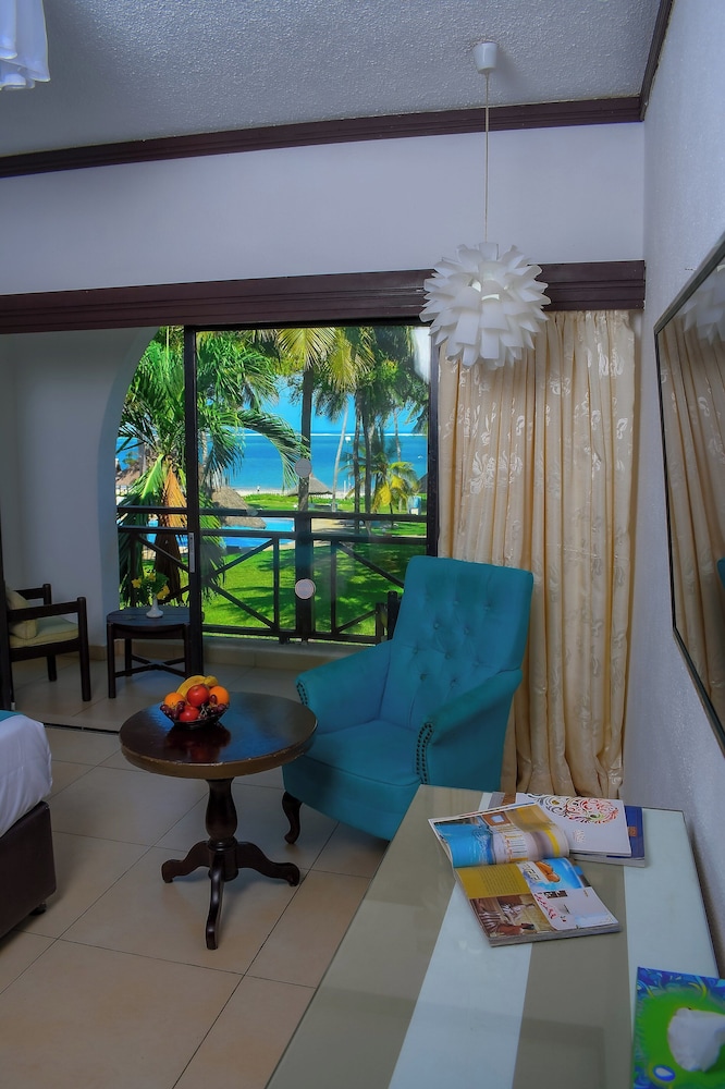 Muthu Nyali Beach Hotel & Spa Hotel, Mombasa 57/73