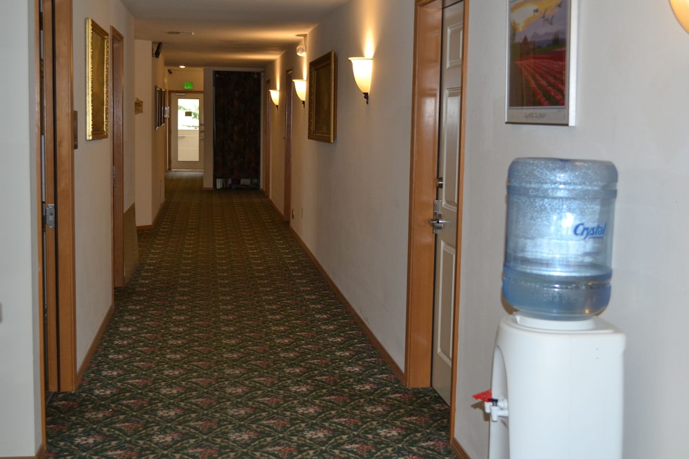 Anaco Bay Inn 5/46