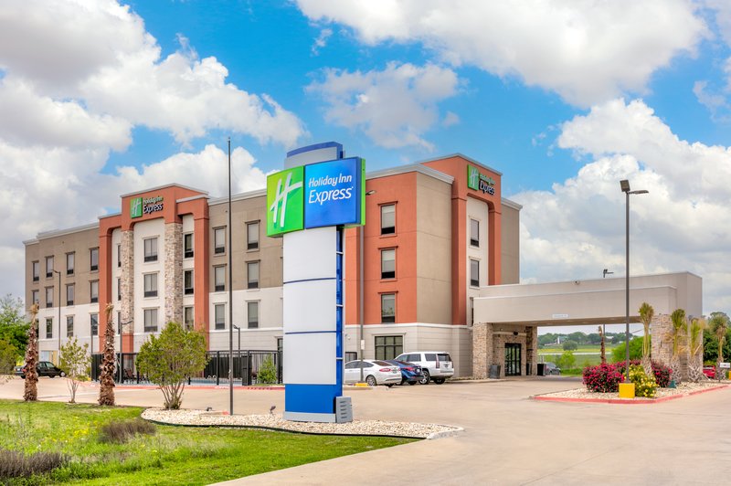 Holiday Inn Express Hillsboro I-35 63/69