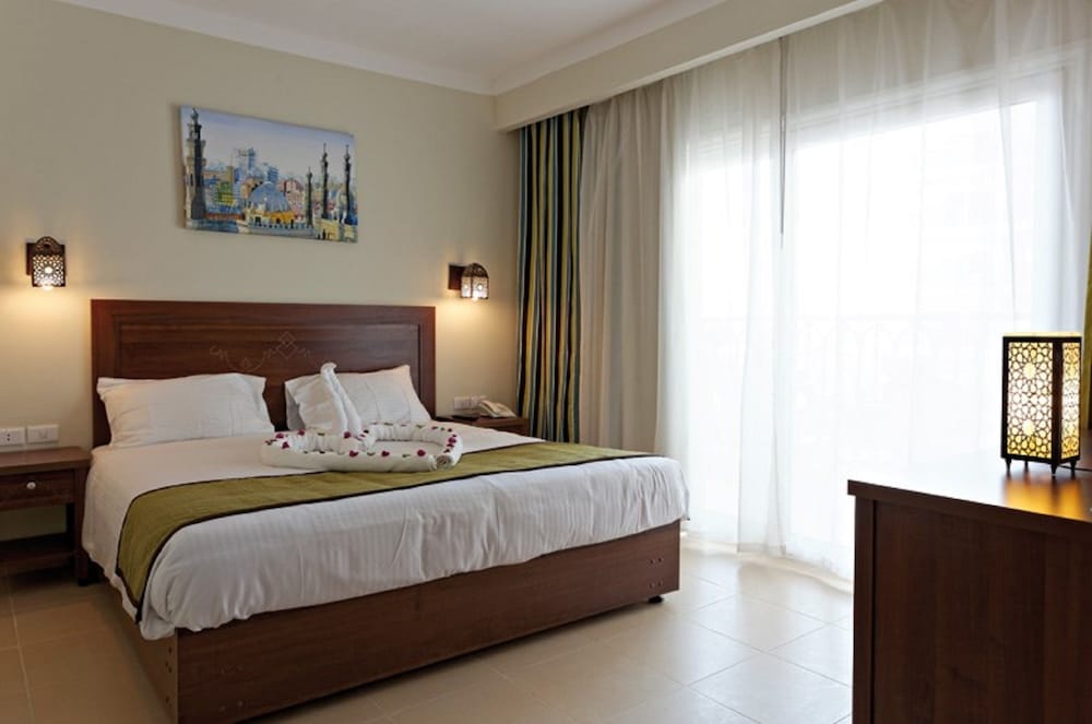 Royal Star Beach Resort 27/50