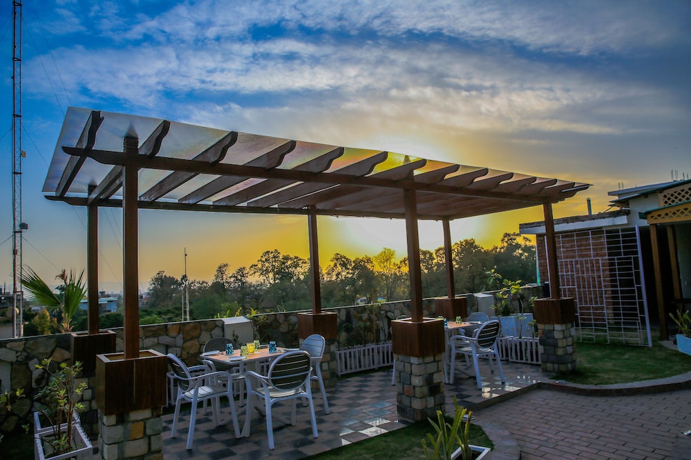 Hotel Boulevard، Dehradun 2/24