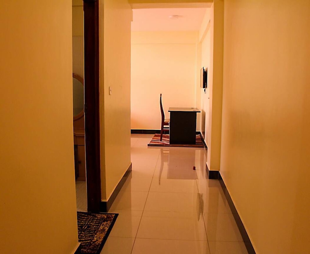 A1 Hotel and Resort 42/43