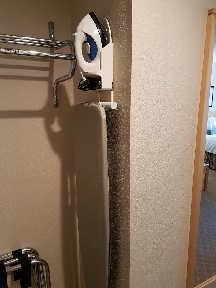 SureStay Plus by Best Western Coquitlam 19/50