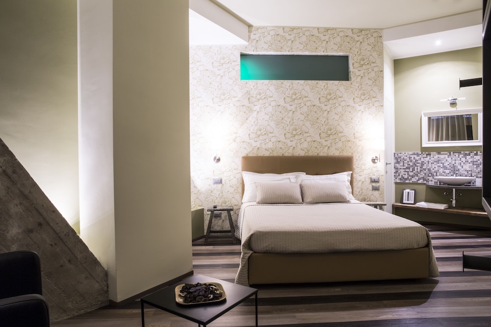 Serendipity Rooms 11/41
