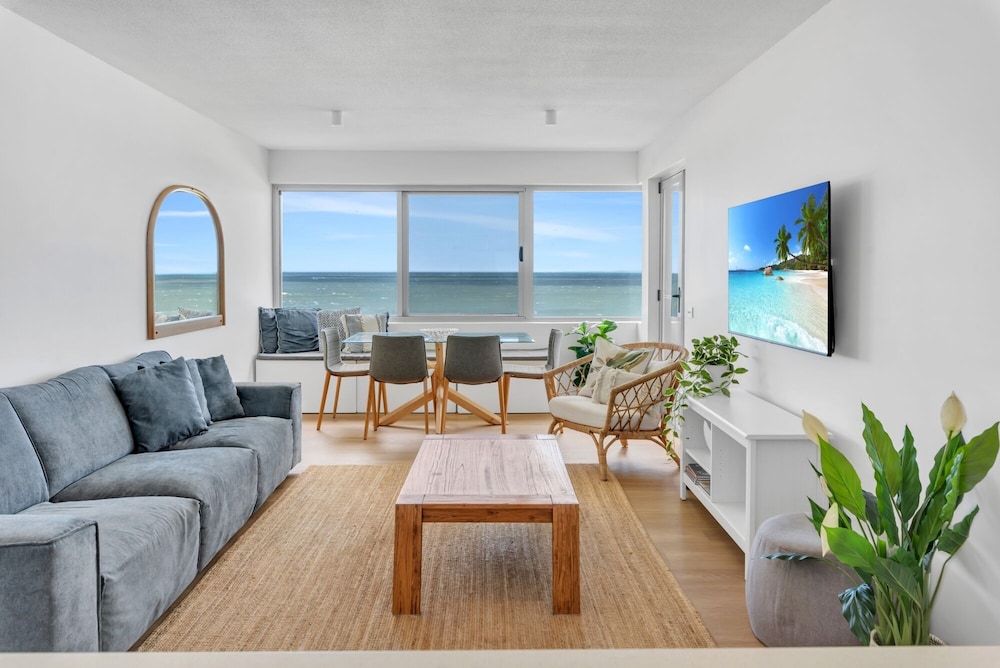 Rolling Surf Resort 50/78