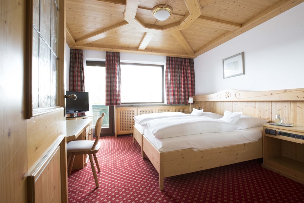 Gasthof Hotel Neuwirt 13/50