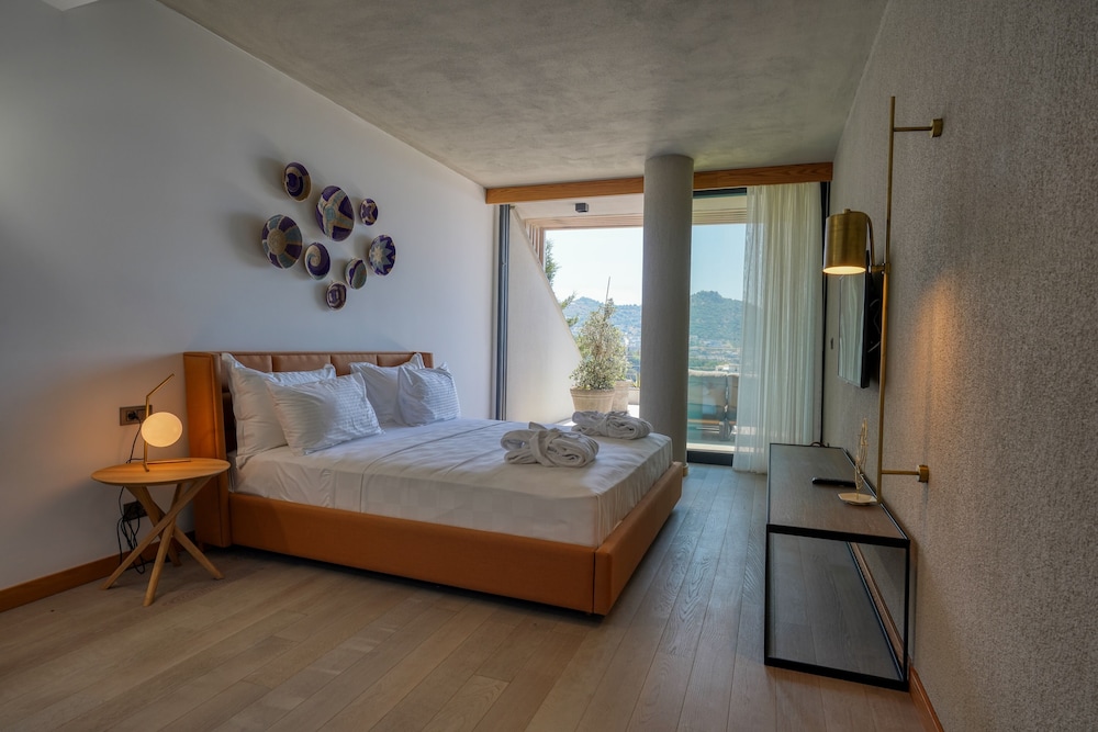 G Beyond Residences & Villas 6/50